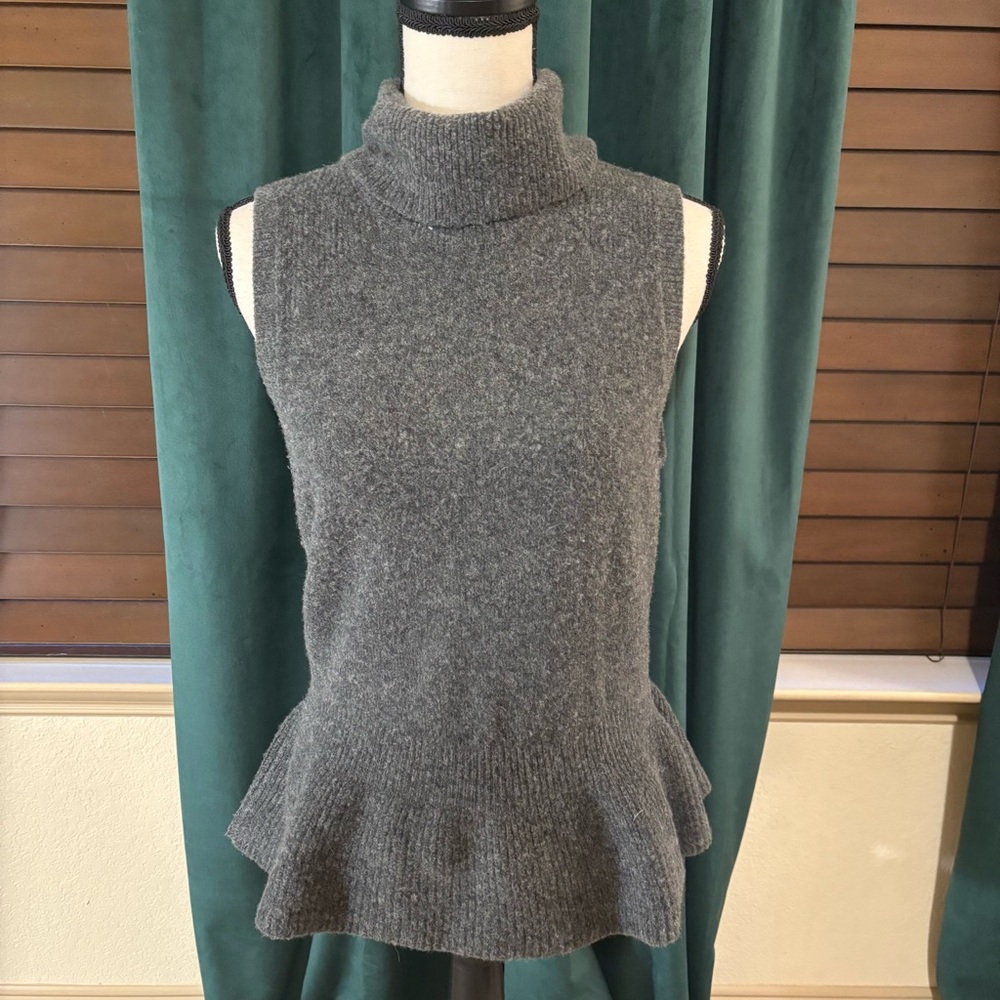 White House Black Market Charcoal Sleeveless Turtleneck Sweater